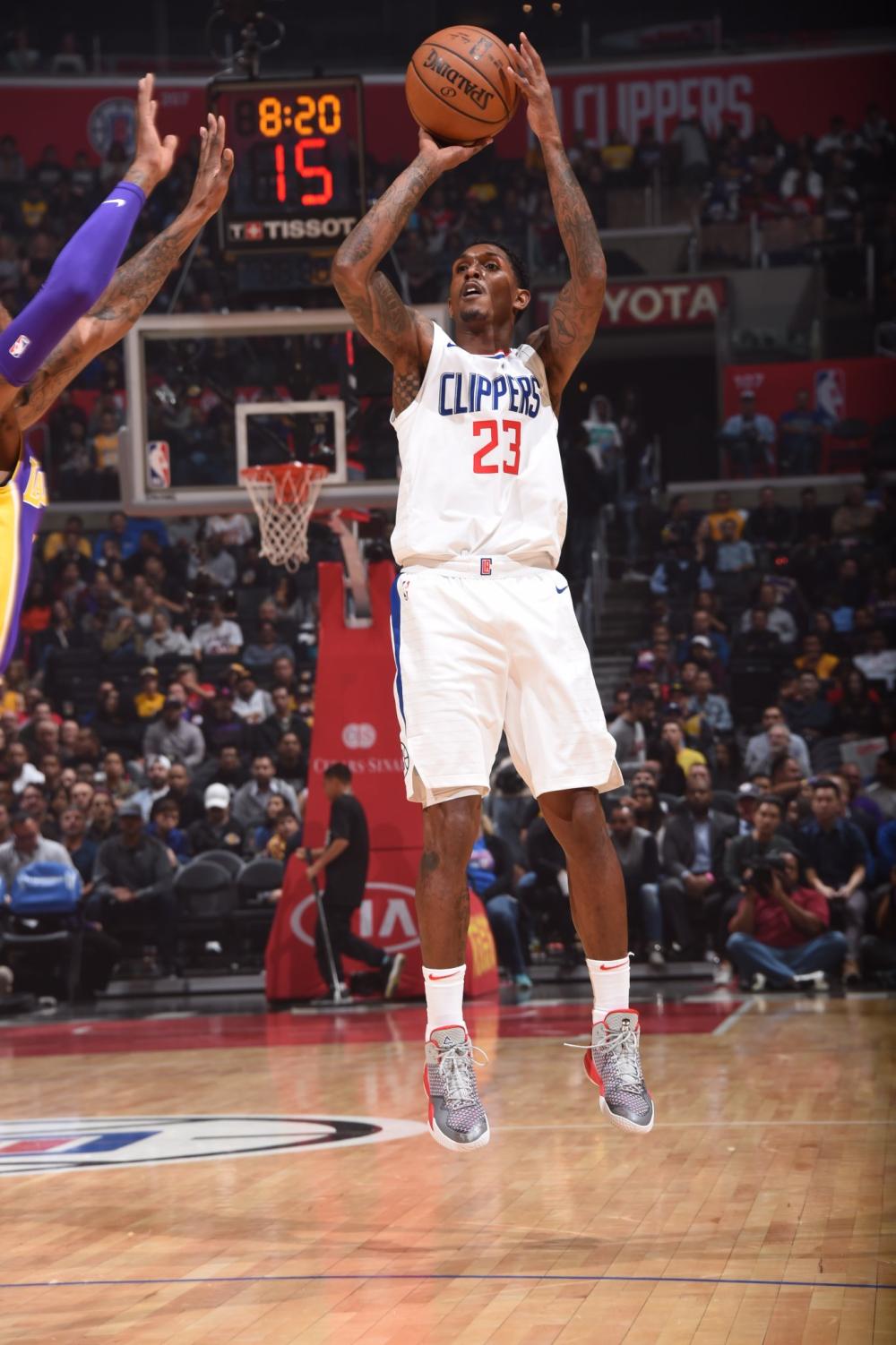 员都有独特 员都有独特