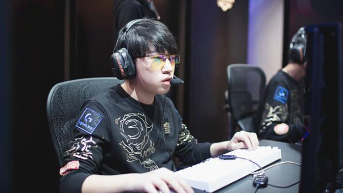 着地域之间 着地域之间