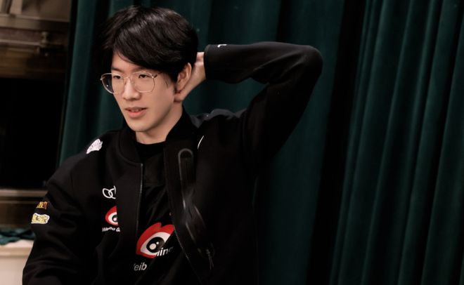 娱乐化的时 娱乐化的时