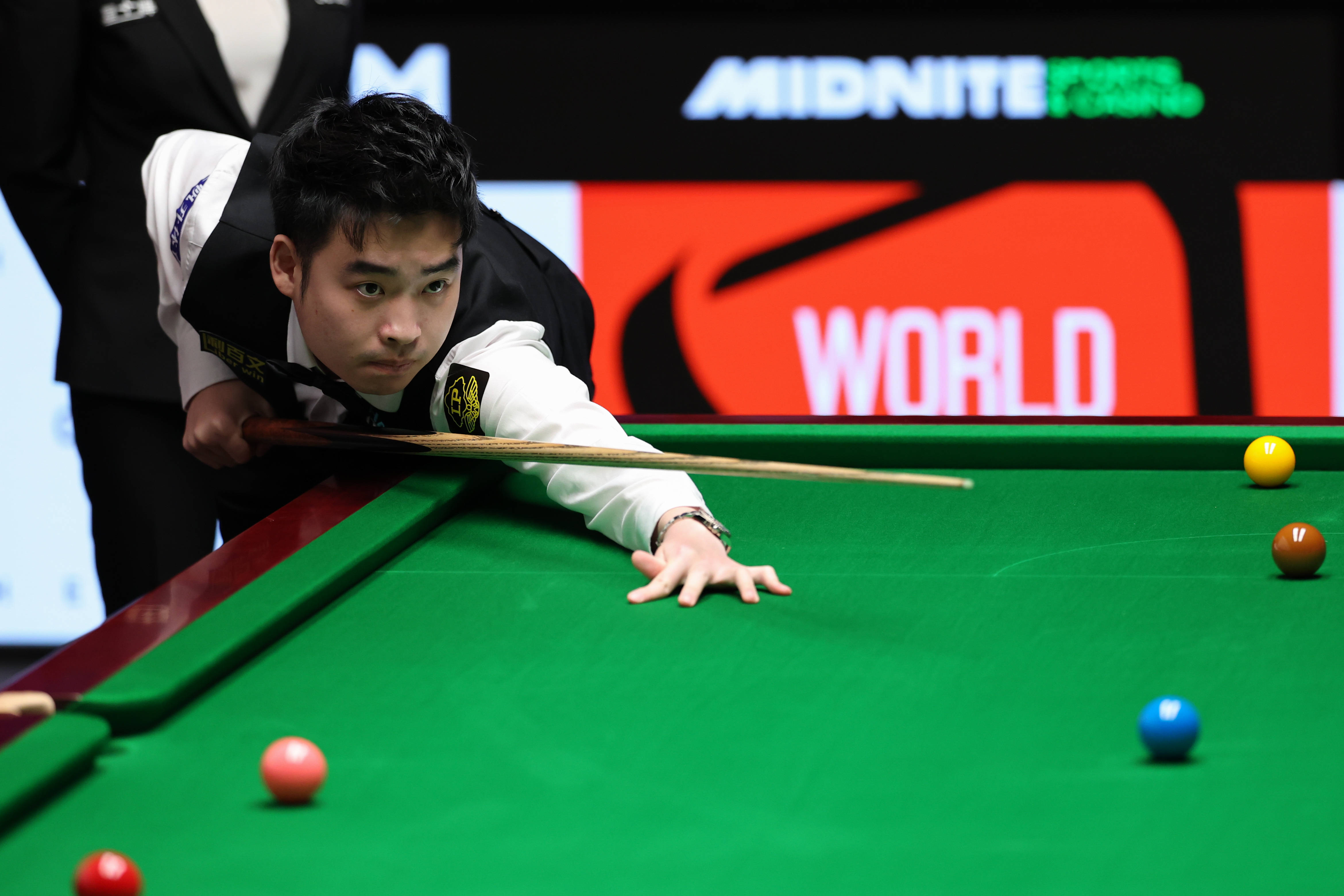 每周一次固 每周一次固